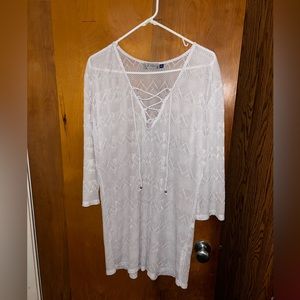 Lace-neck tunic